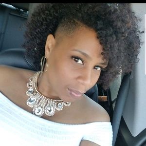 Meet your Posher, Shan